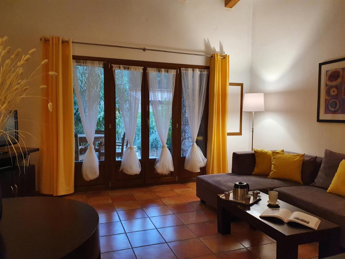 Villa Domaine Codaleone Serriera (Corsica)